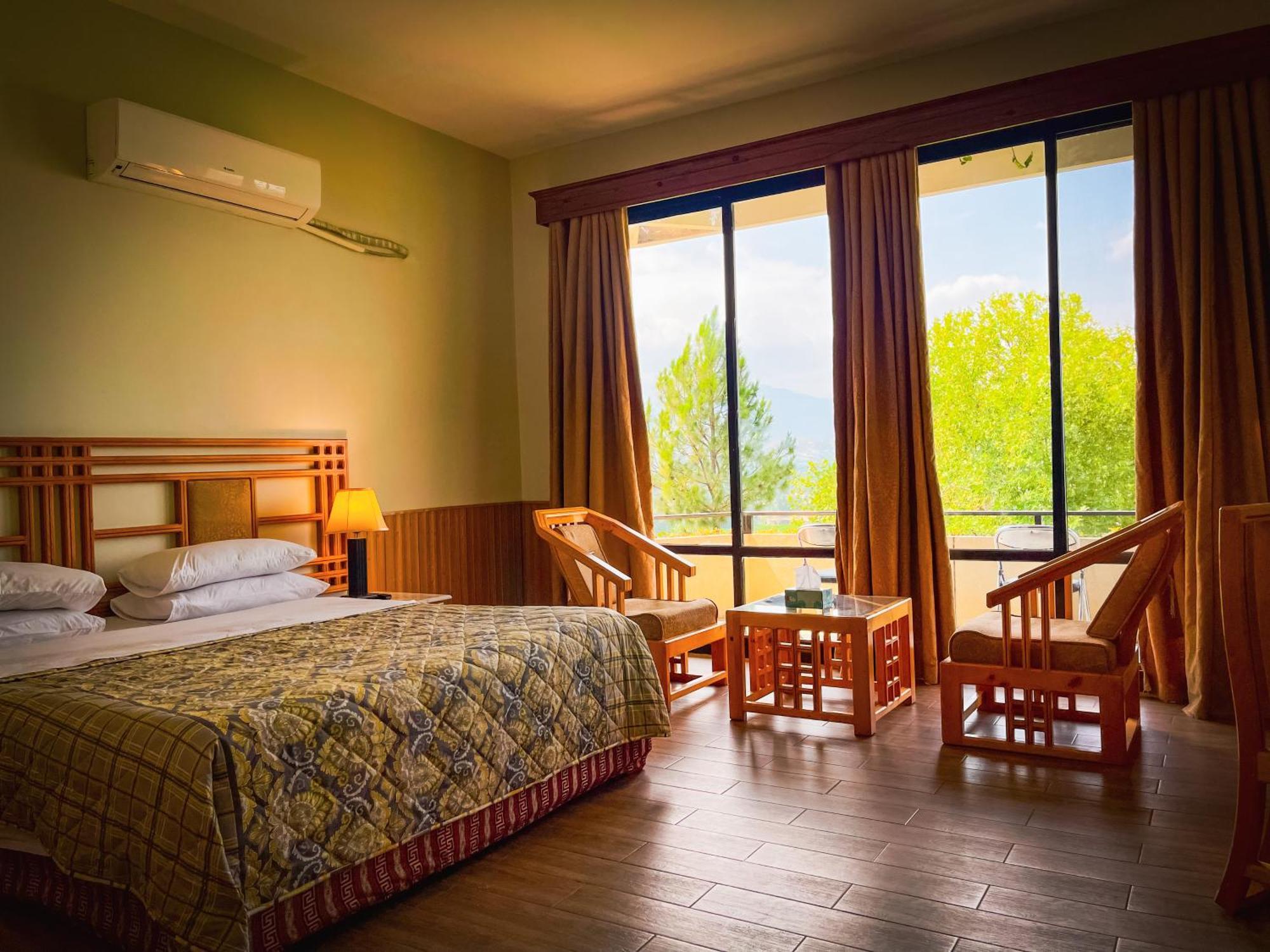 Rock City Resort Mingora ภายนอก รูปภาพ