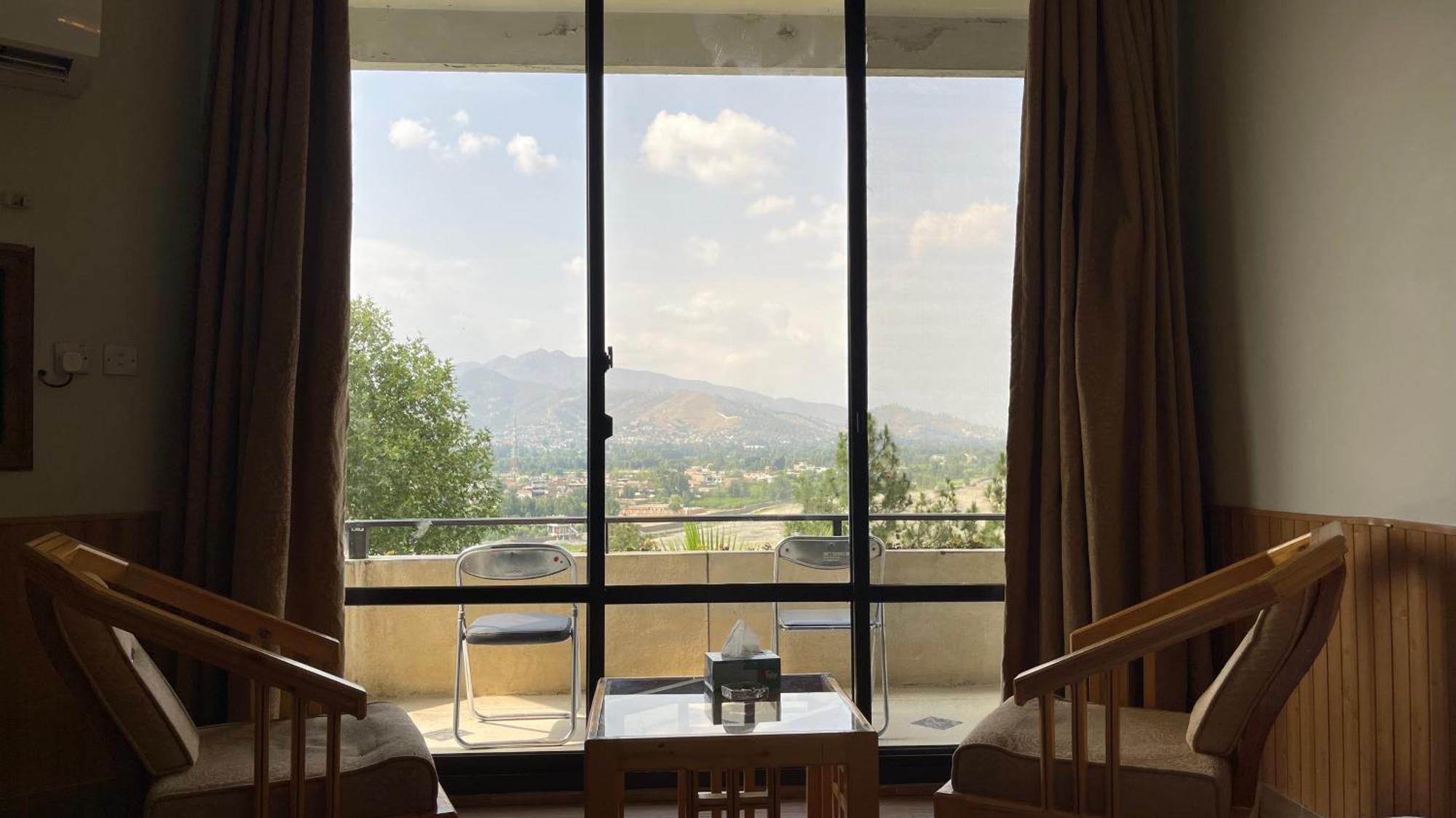 Rock City Resort Mingora ภายนอก รูปภาพ