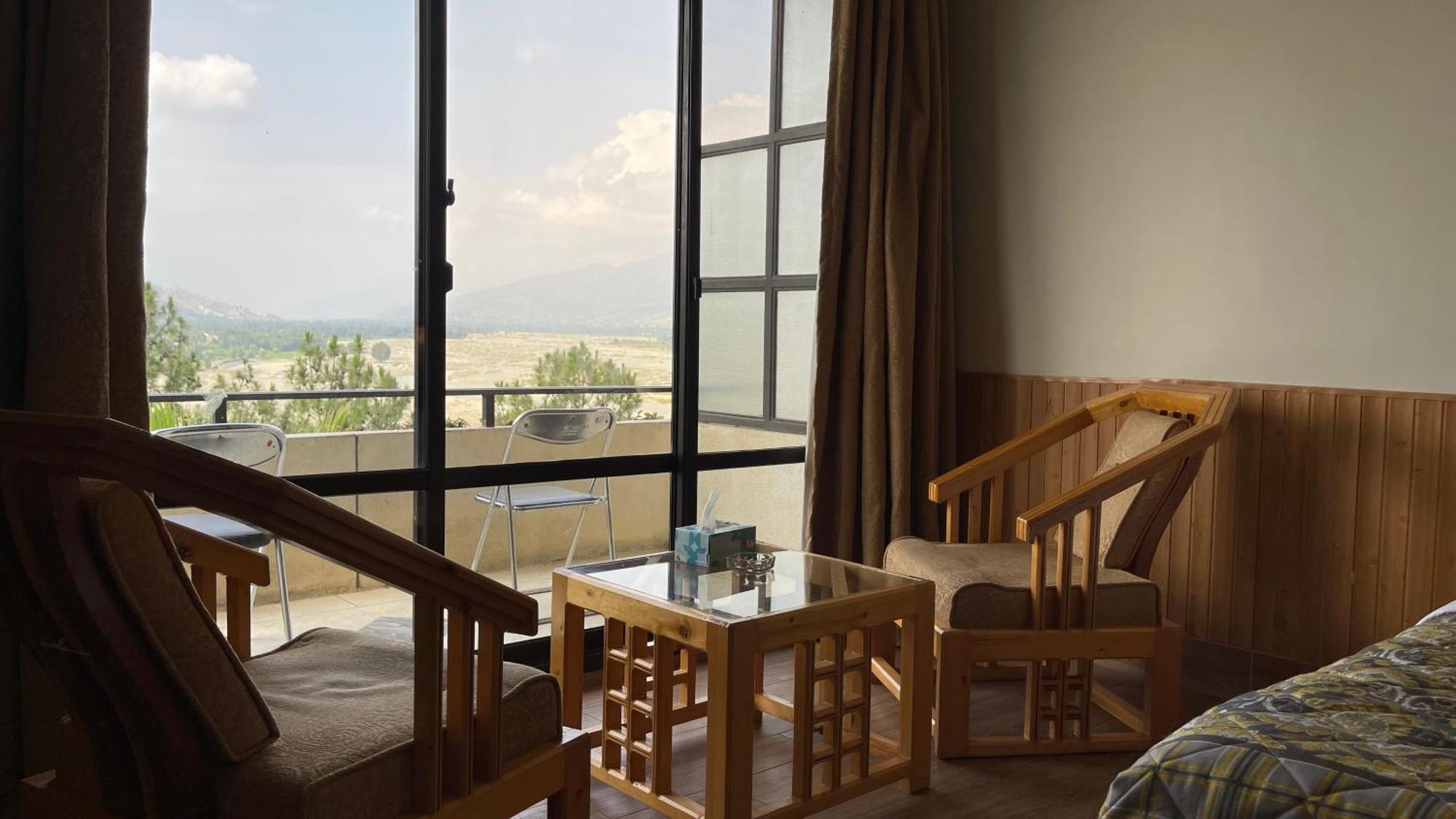 Rock City Resort Mingora ภายนอก รูปภาพ