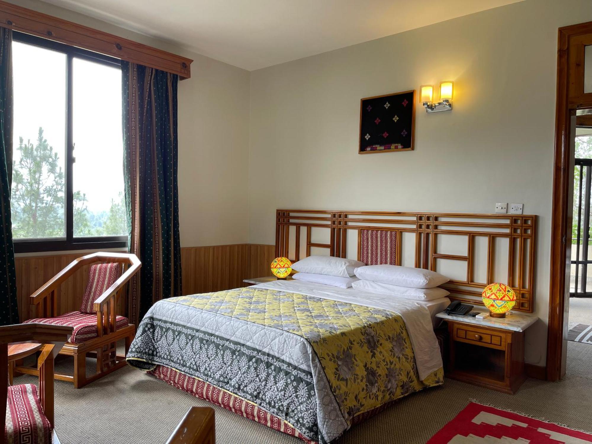 Rock City Resort Mingora ภายนอก รูปภาพ
