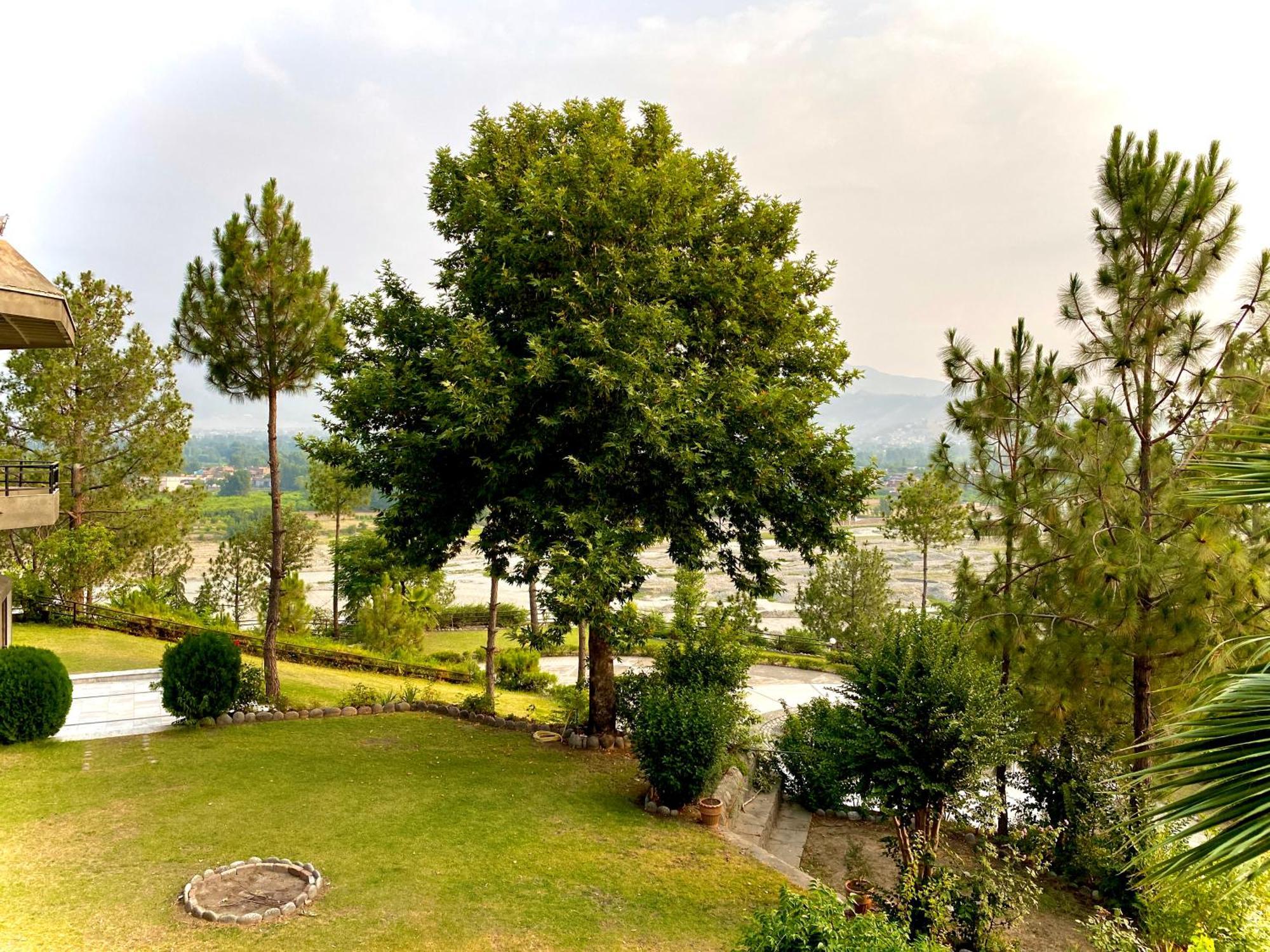 Rock City Resort Mingora ภายนอก รูปภาพ