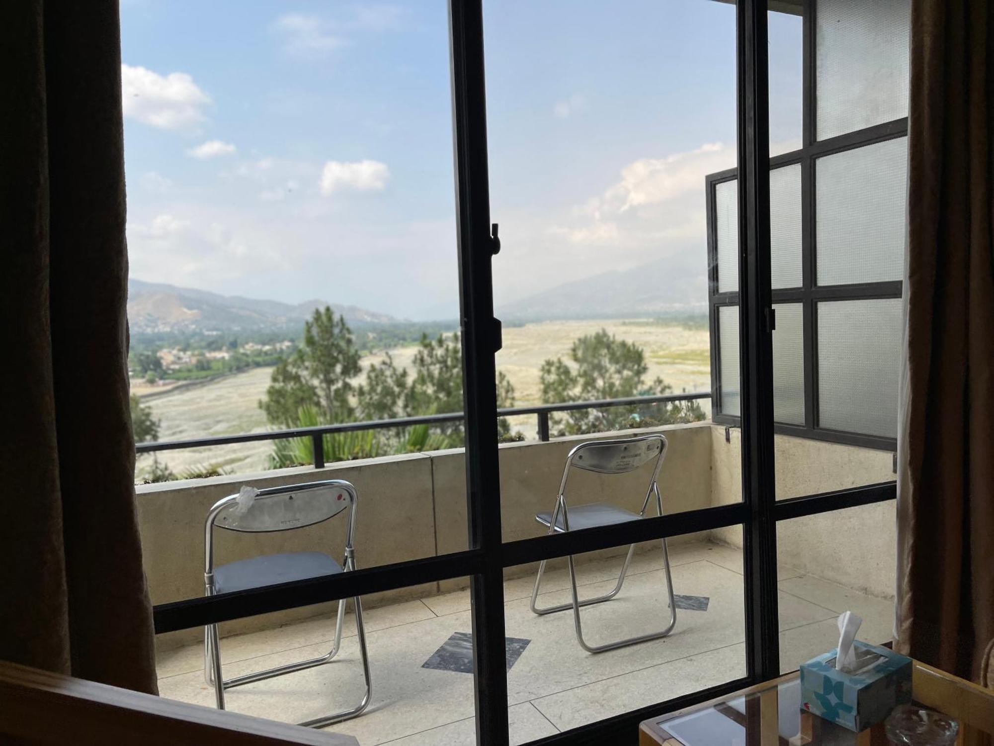 Rock City Resort Mingora ภายนอก รูปภาพ