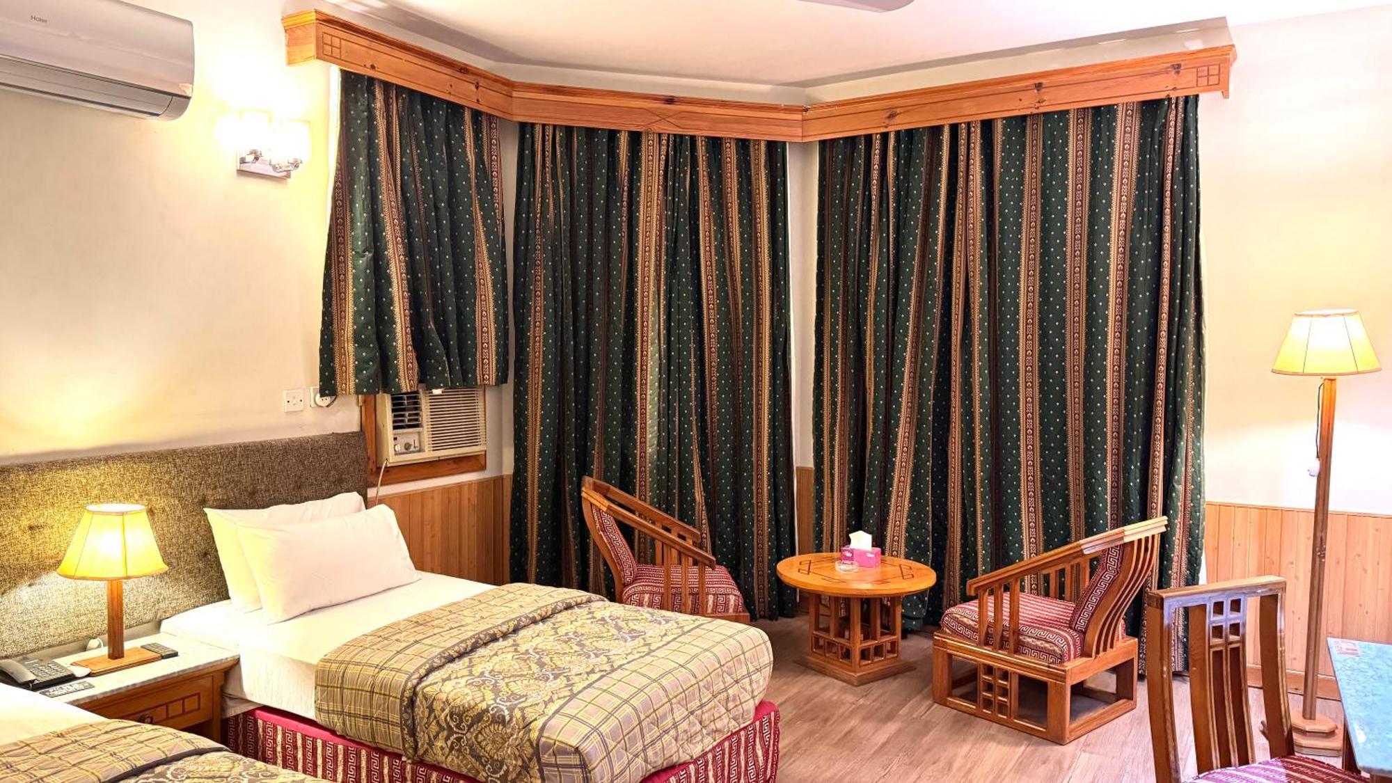 Rock City Resort Mingora ภายนอก รูปภาพ