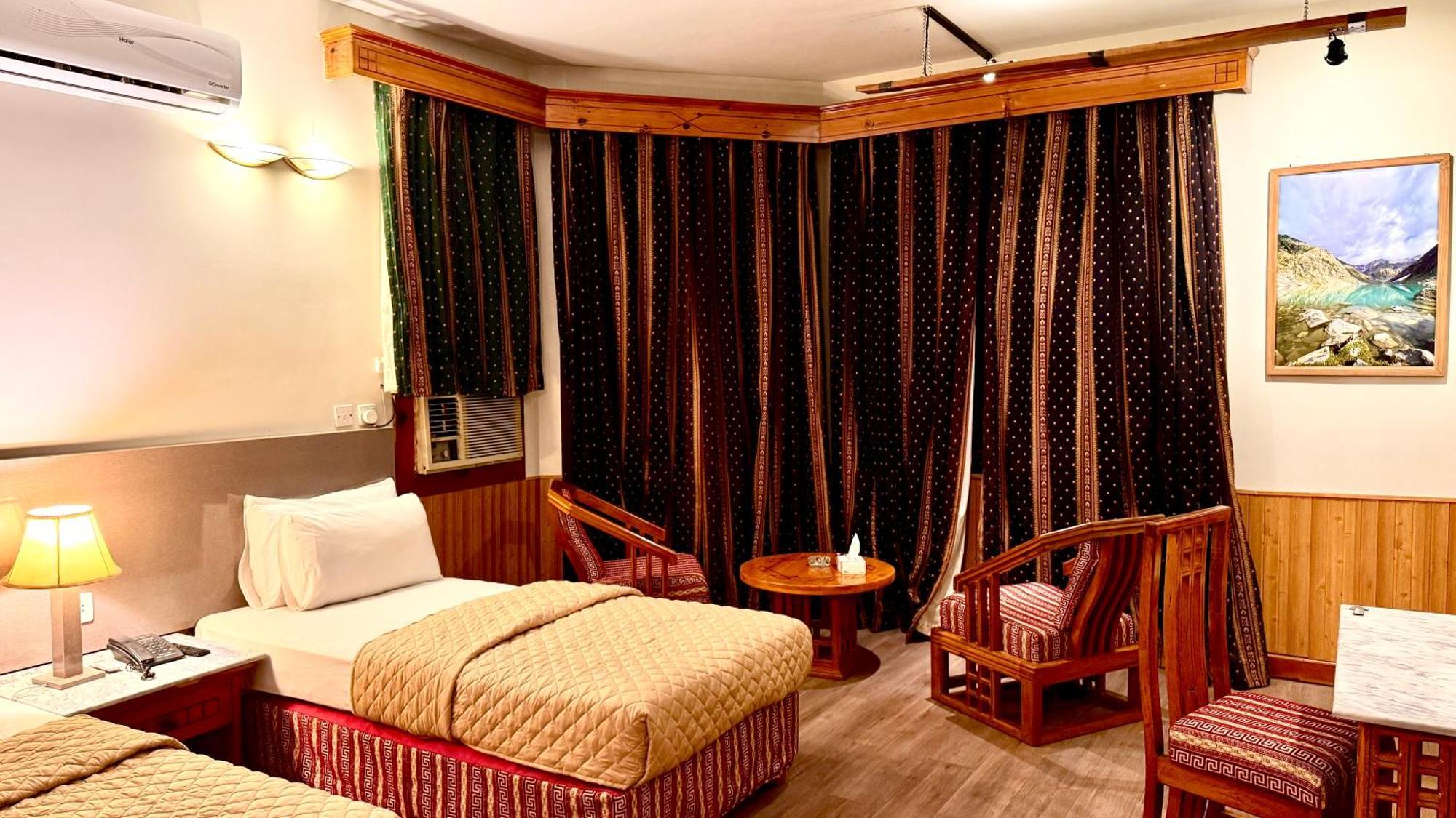 Rock City Resort Mingora ภายนอก รูปภาพ